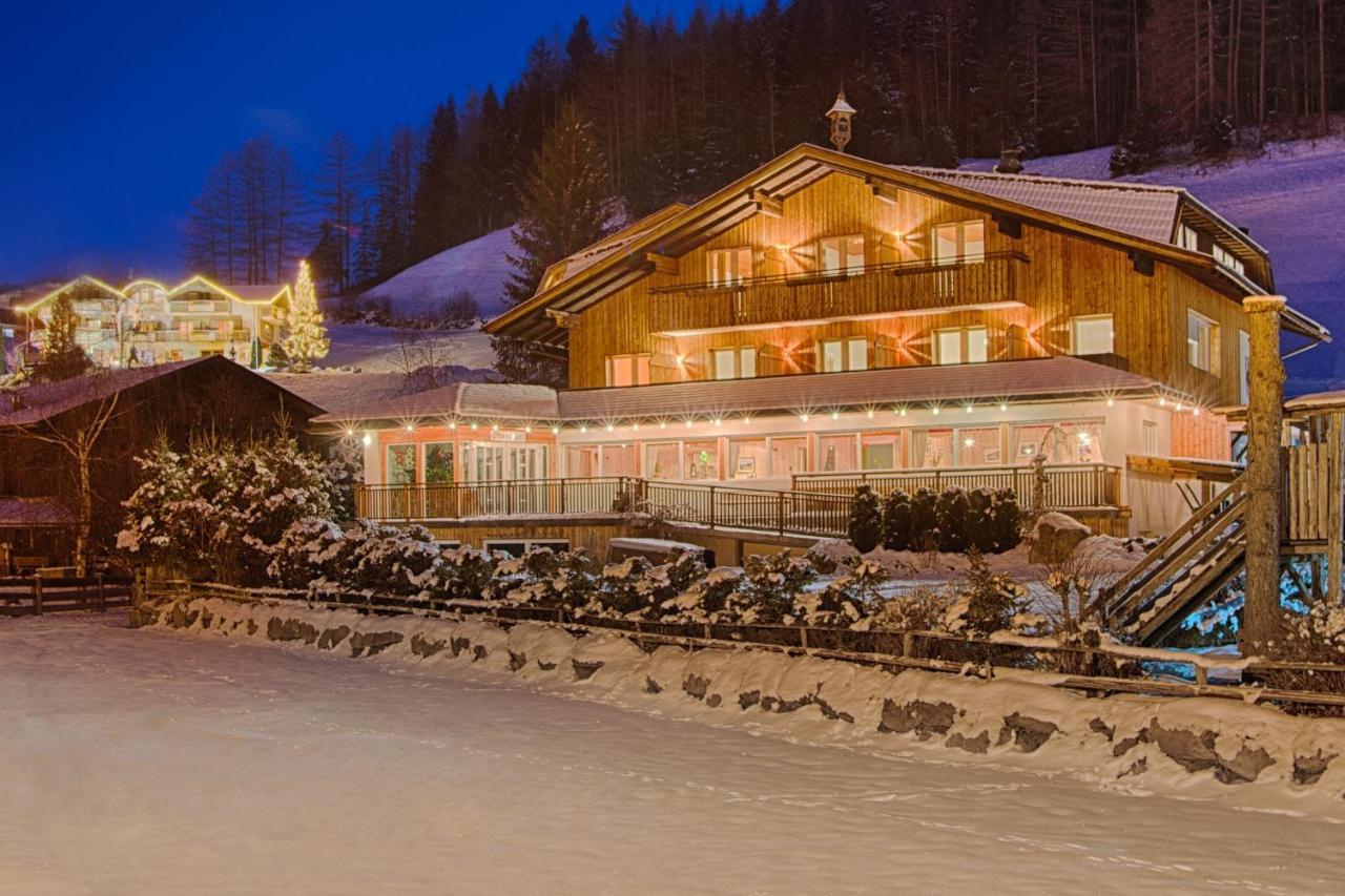 Hotel Oberjahrl Ahrntal Esterno foto